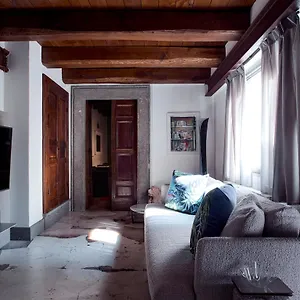 https://palazzo-delle-pietre.it-romehotels.com